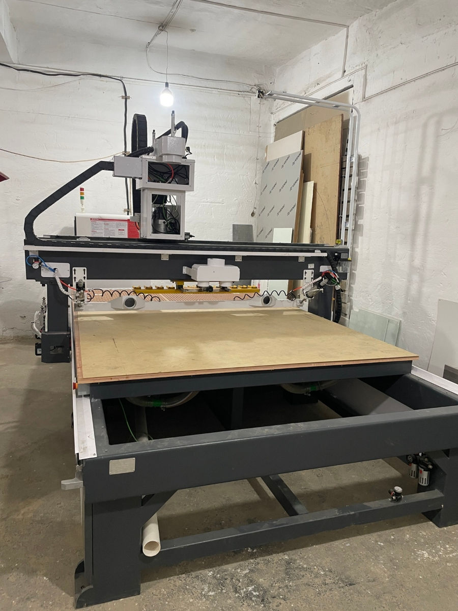 Фрезерный  станок чпу cnc  по  для раскроя ЛДСП по технологии nesting foto 1