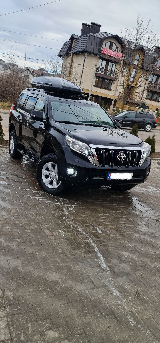 Toyota Land Cruiser Prado фото 1