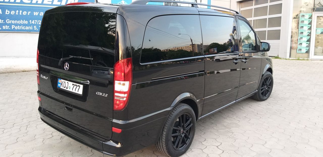 Auto 8 locuri foto 3