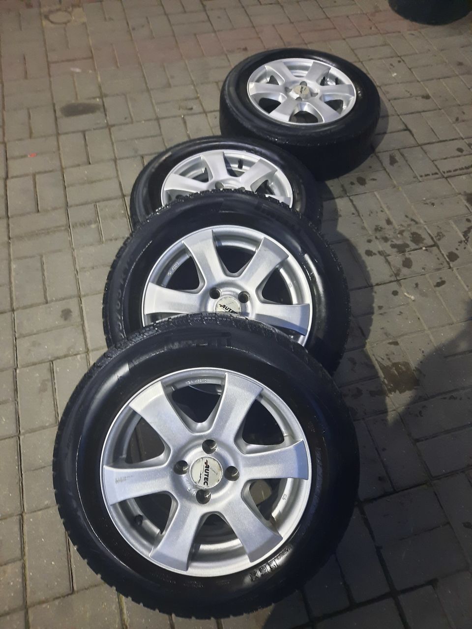 4x100 r15