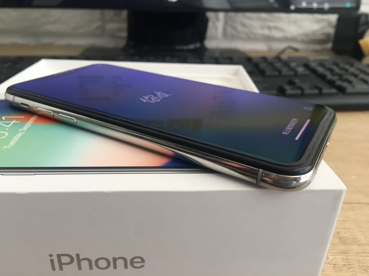 iPhone X 256Gb Silver foto 2