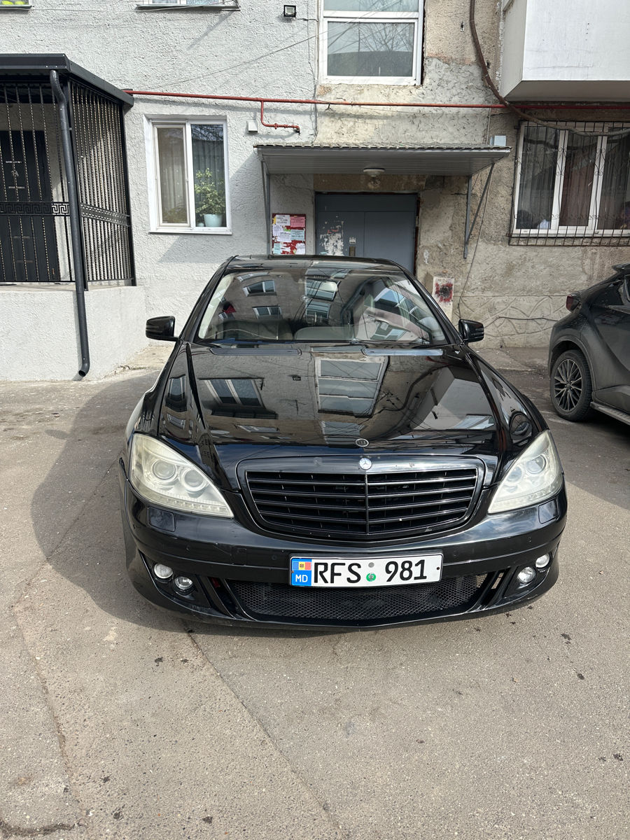 Mercedes S-Class фото 0