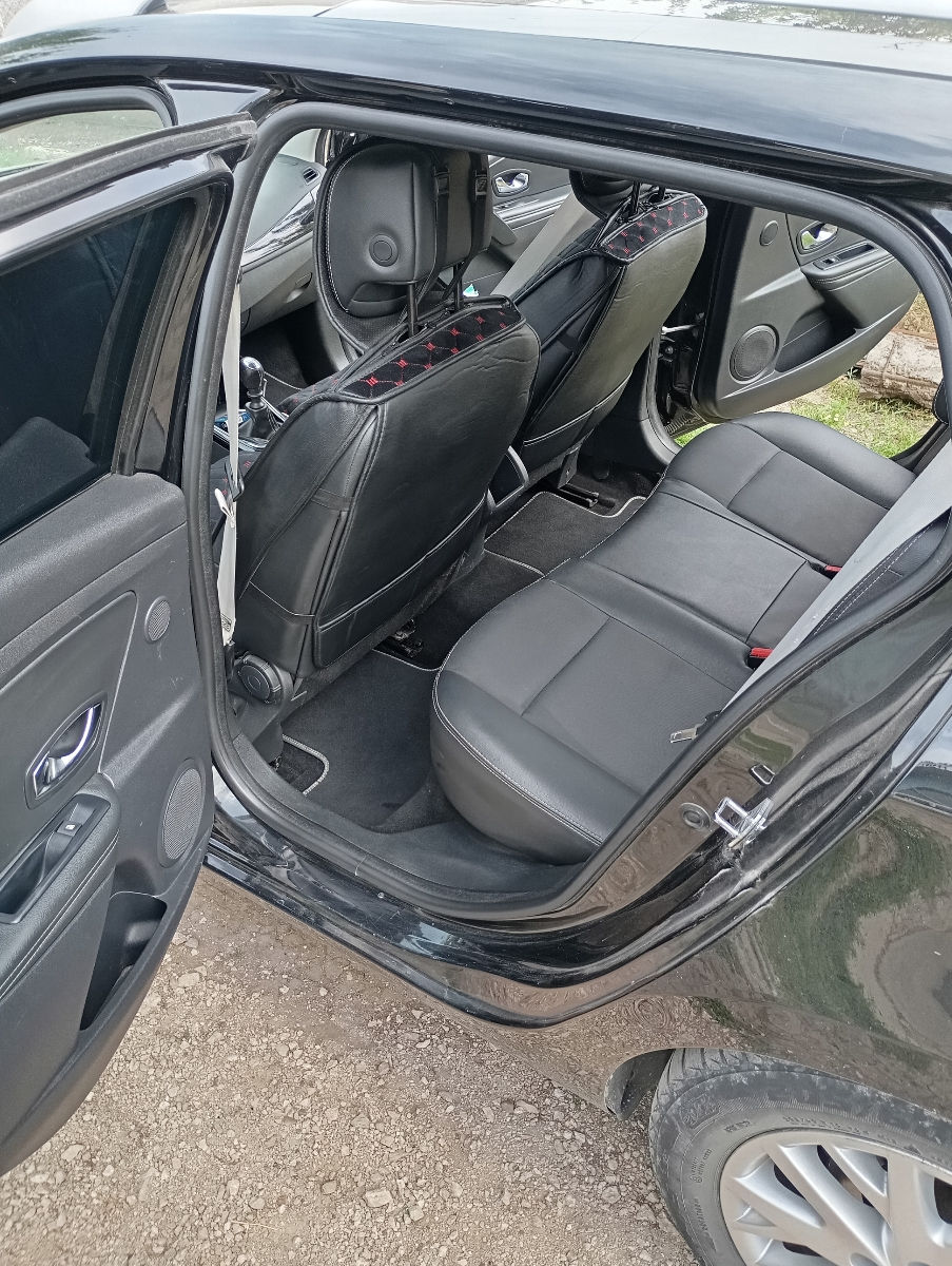 Renault Megane фото 7