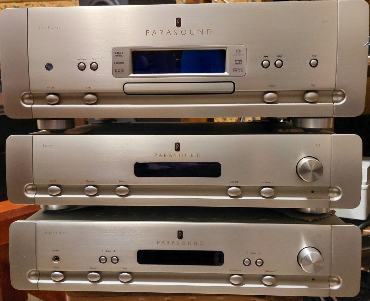 Parasound Halo D3 player , Halo T3 tuner , Halo P3 pre amplifier . фото 0