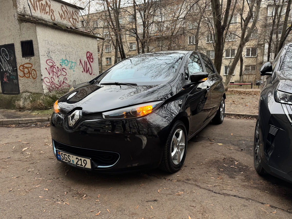 Renault ZOE 2013 г. с пробегом 70888 км, Электричество, 6000 €