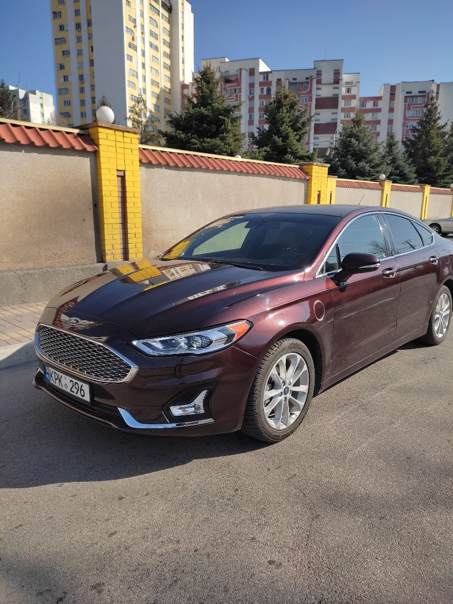 Ford Fusion foto 0