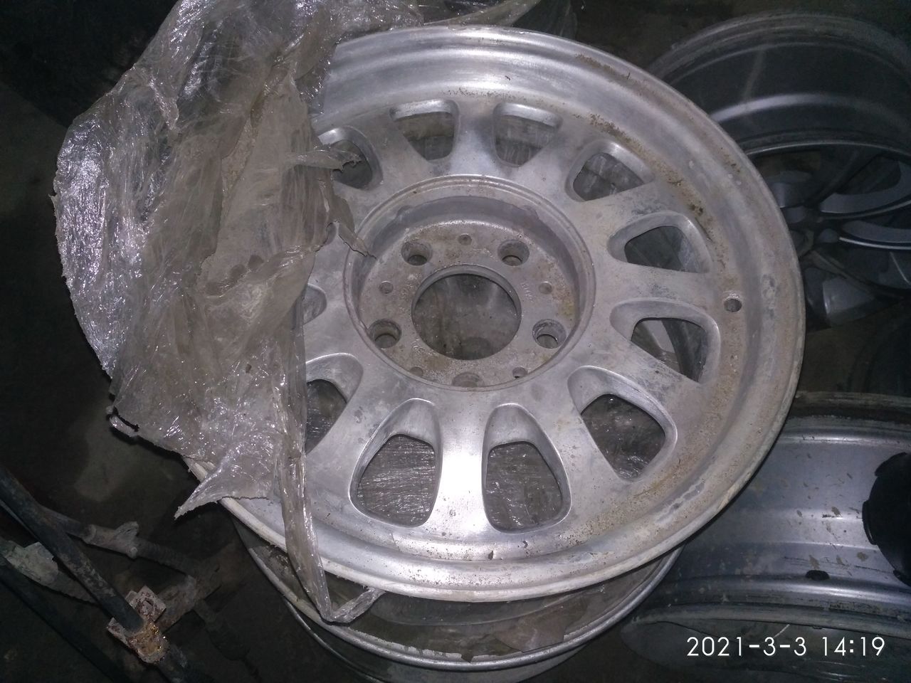 продам дешево - резина диски R15 R16 R17 R 18 есть для 4Х4 R15 195/55 ...