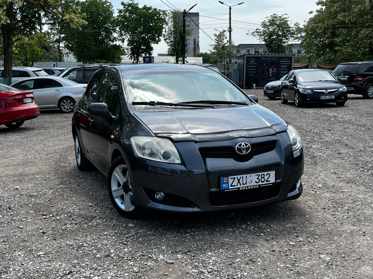 Toyota Auris foto 0