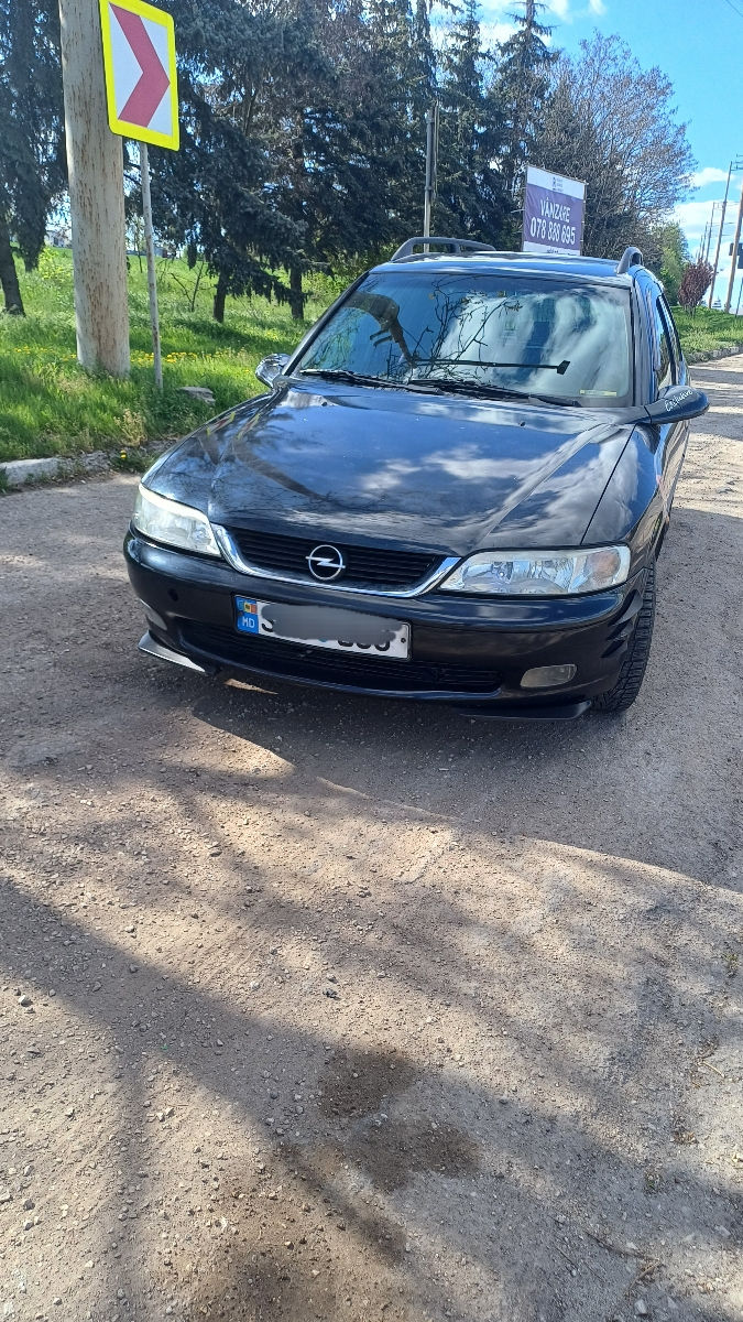 Opel Vectra фото 0