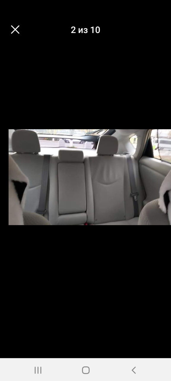 Toyota Prius фото 0