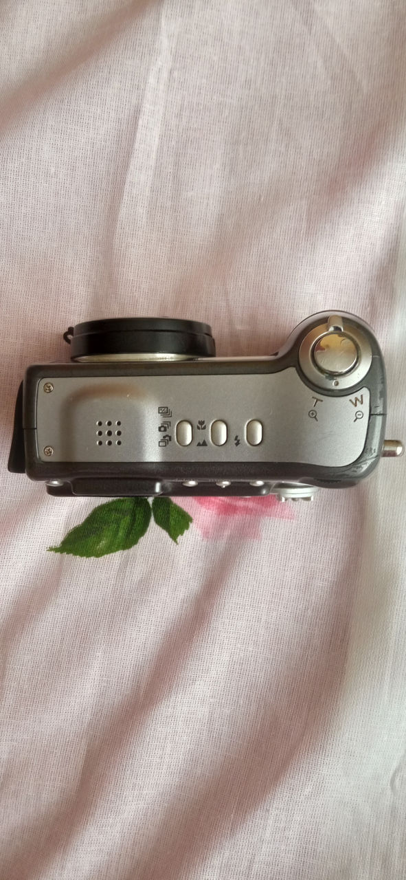 Продаю цифровой фотоаппарат Kodak EasyShare DX7630