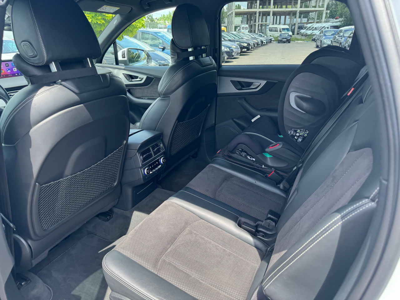 Audi Q7 foto 8