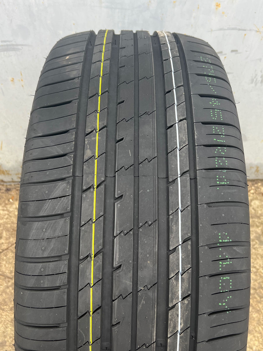 Cu84 X R21 275/35 R21 + 245/40 R21 Tracmax RS01 - Anvelope de vara, Livrare ...