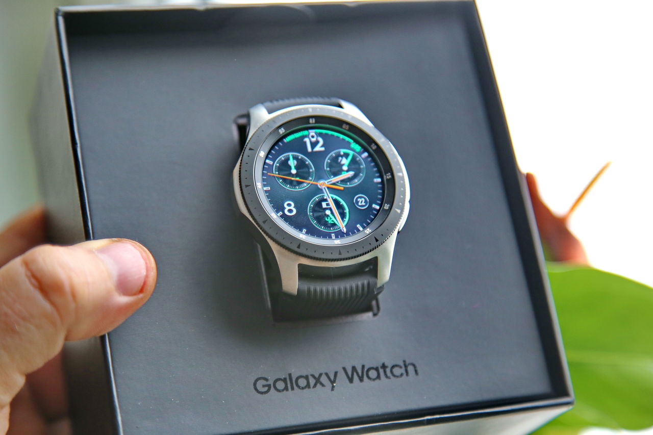 Samsung watch sm r800