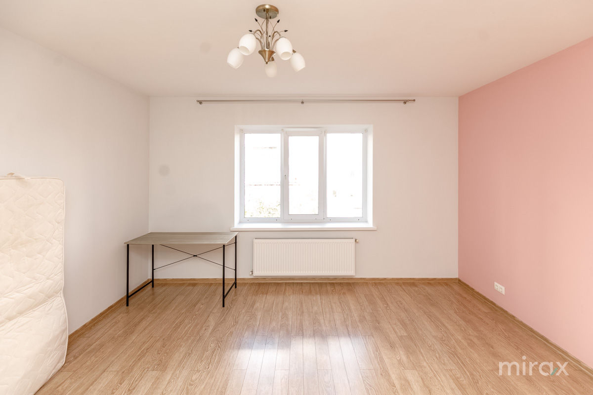 Apartament cu 2 camere, 93 m², Botanica, Chișinău foto 5