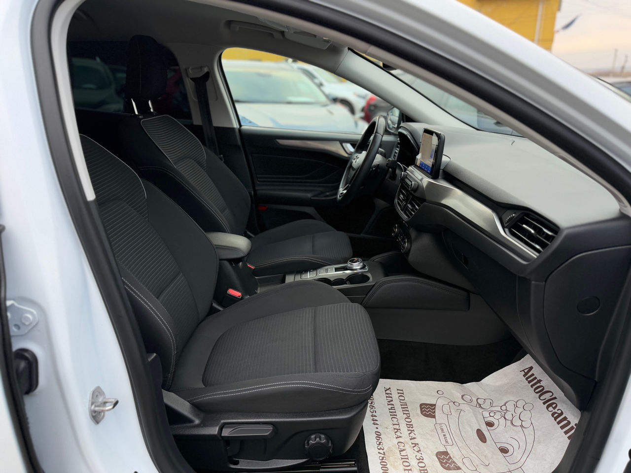 Ford Focus foto 17