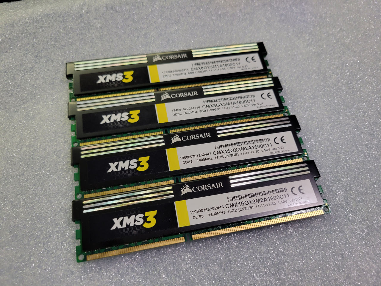 32Gb DDR3 KIT Corsair XMS3 foto 2