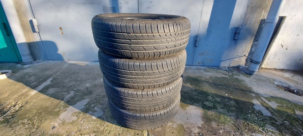 Продается комплект летней мягкой резины Lassa R15/185/65