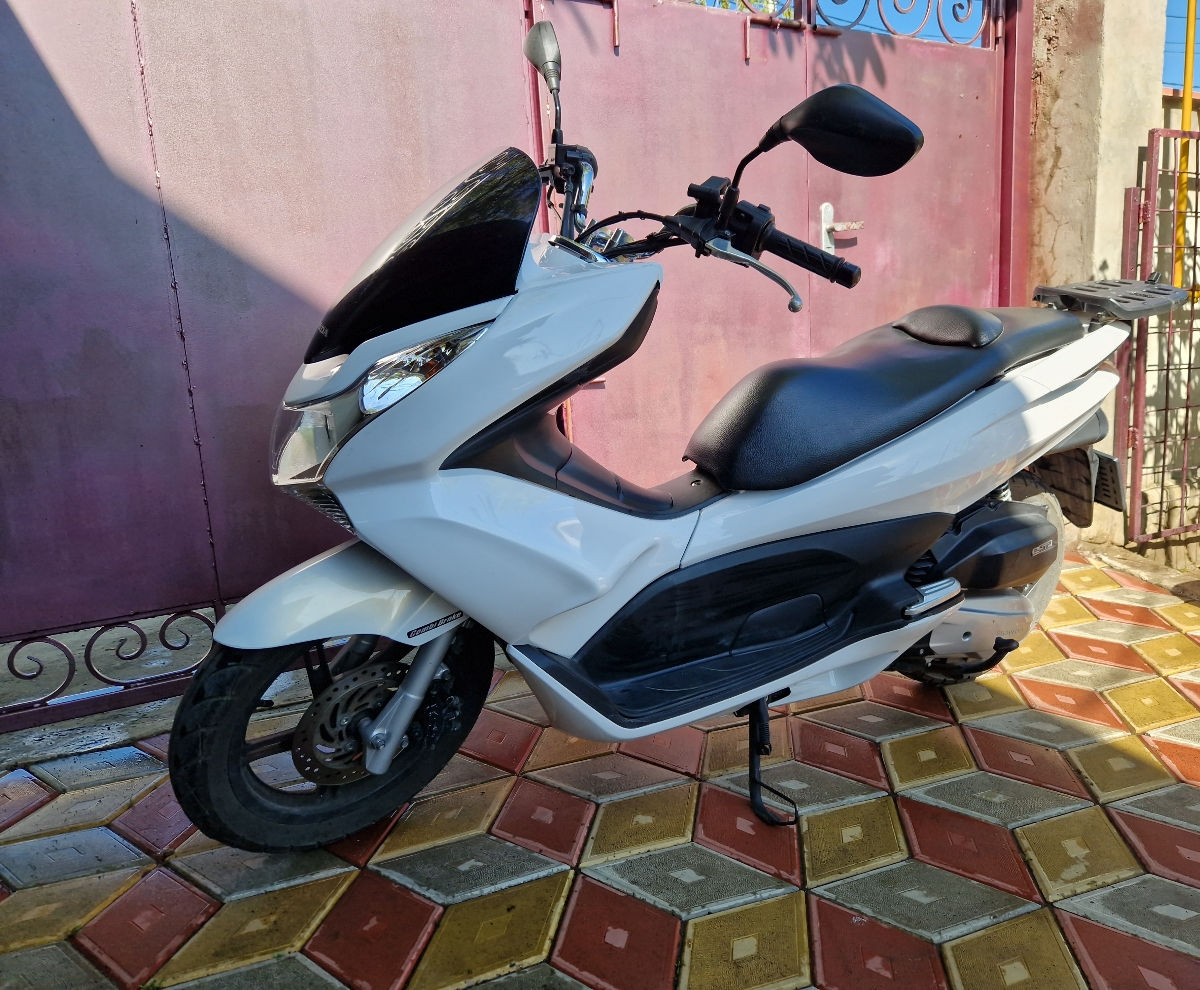Honda Honda PCX 125 foto 1