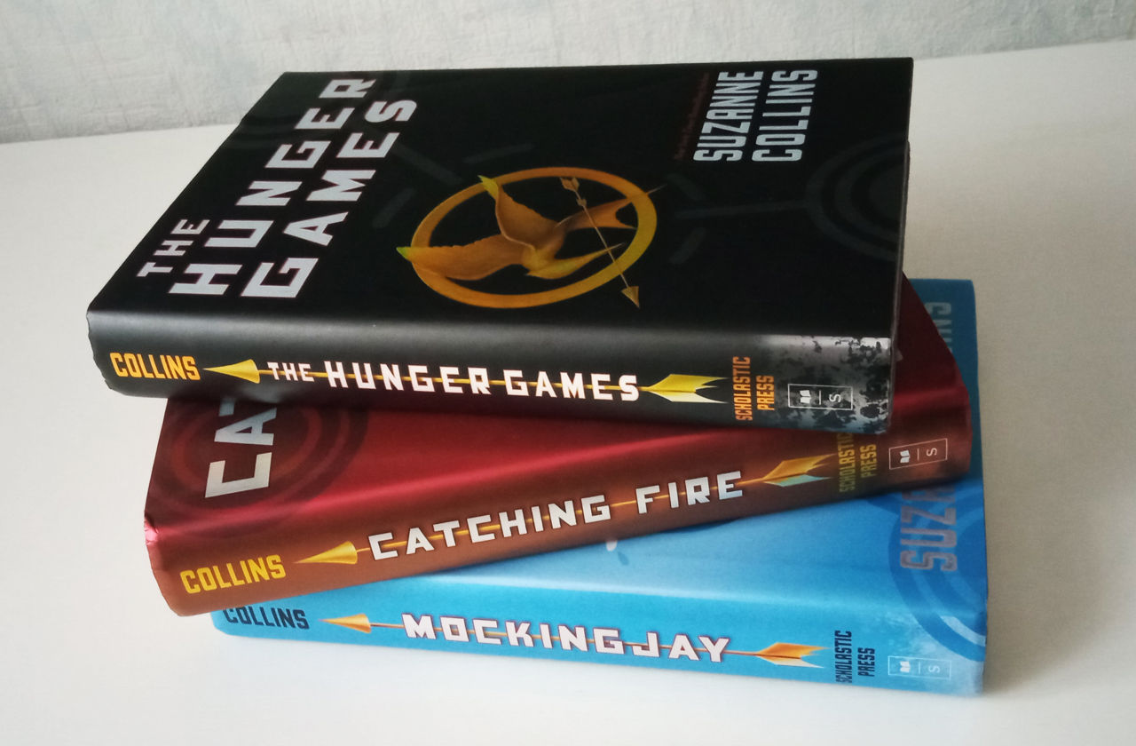 Голодные игры на английском, The Hunger Games Trilogy, Jocurile Foamei