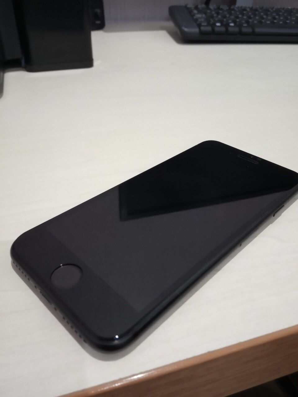 Iphone 7 black Iphone 7 black