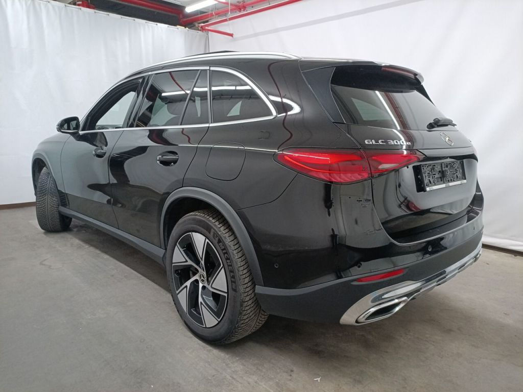 Mercedes GLC фото 4