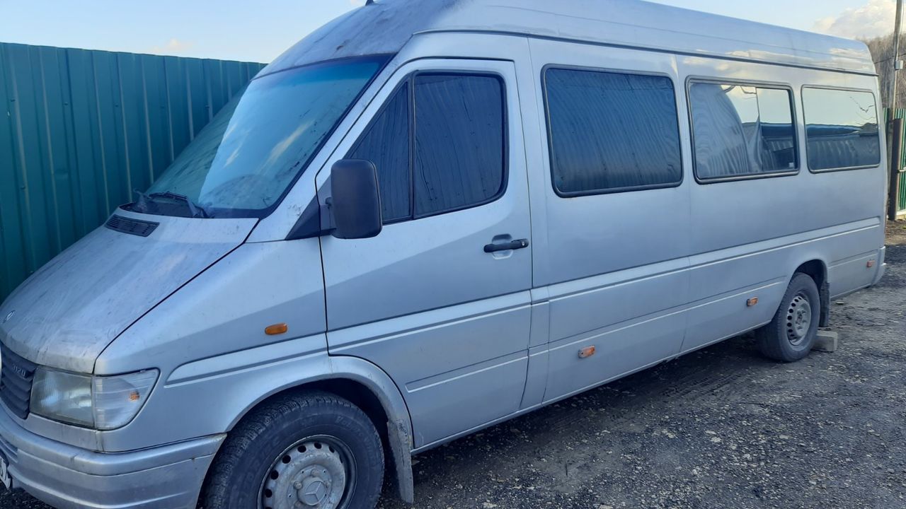 Mercedes Sprinter  2002,   2.9 Diesel foto 2