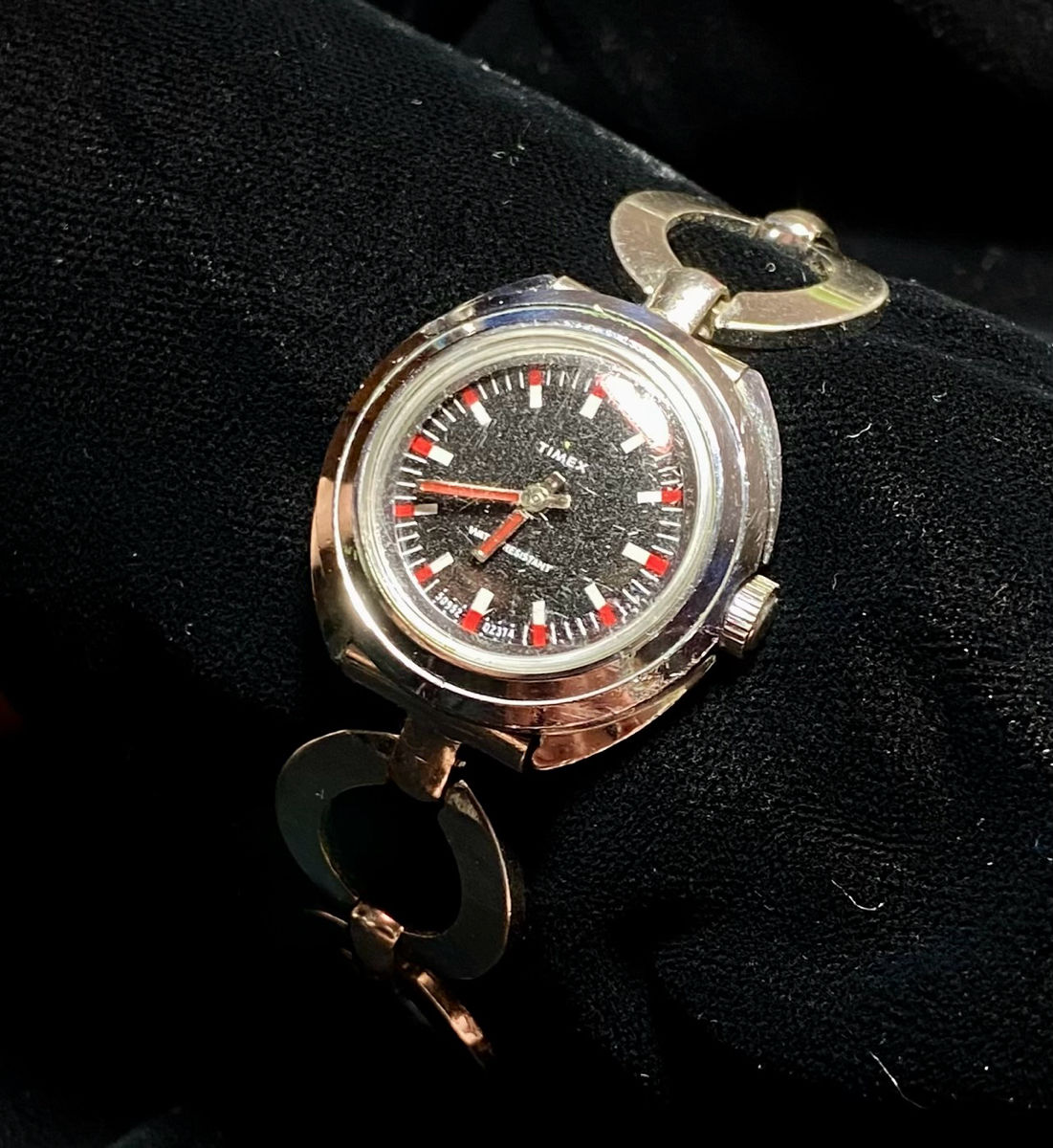 Английские наручные часы Timex фото 0