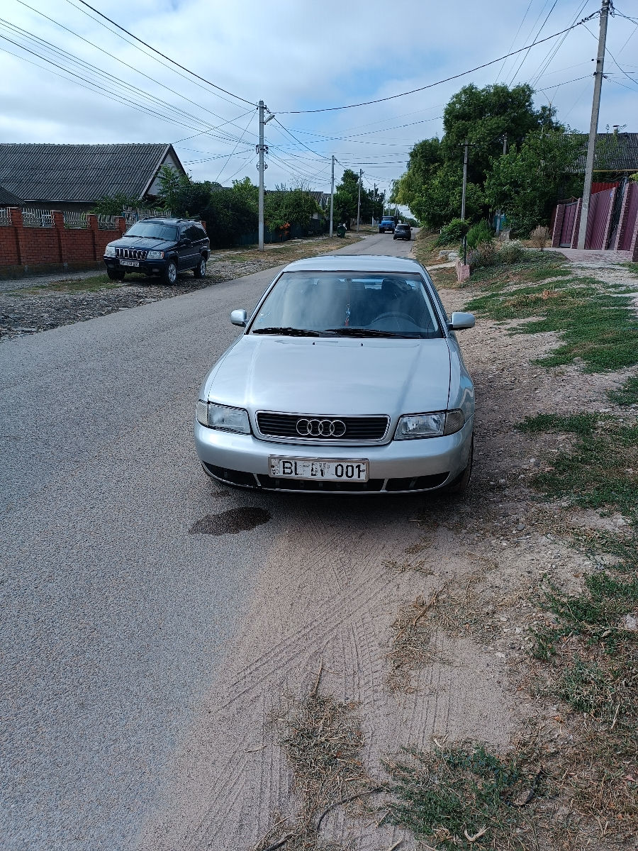 Audi A4 foto 0