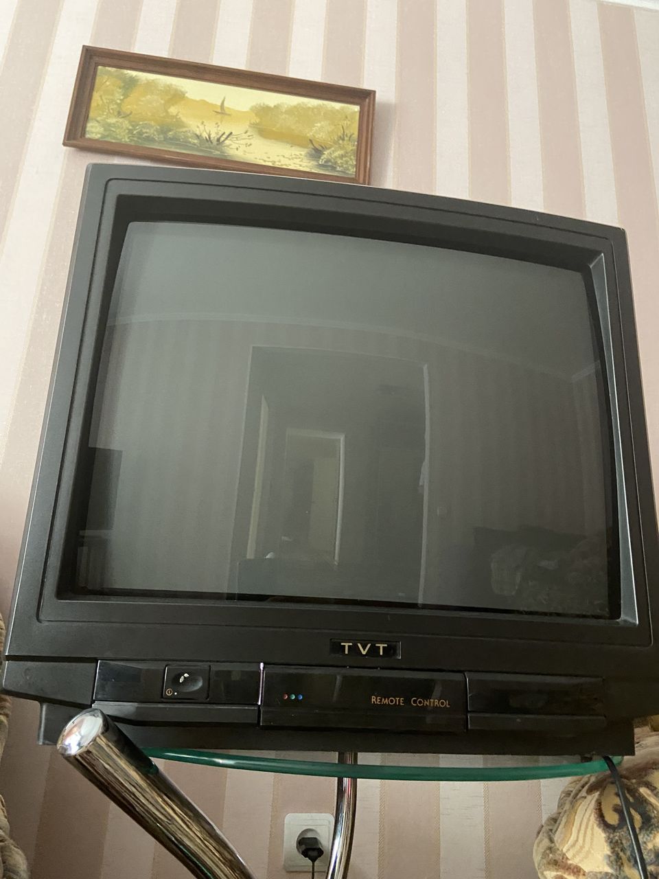 Продам телевизор TVT диагональ 54 см в хорошем состоянии