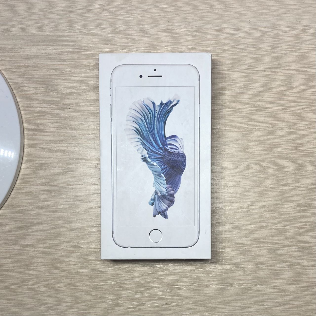iPhone 6s (64 GB)
