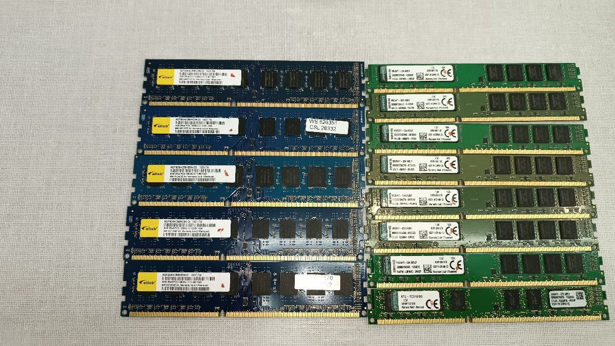 Vând memorii Ram pentru Calculator de masa, DDR 3, DDR 4 foto 0