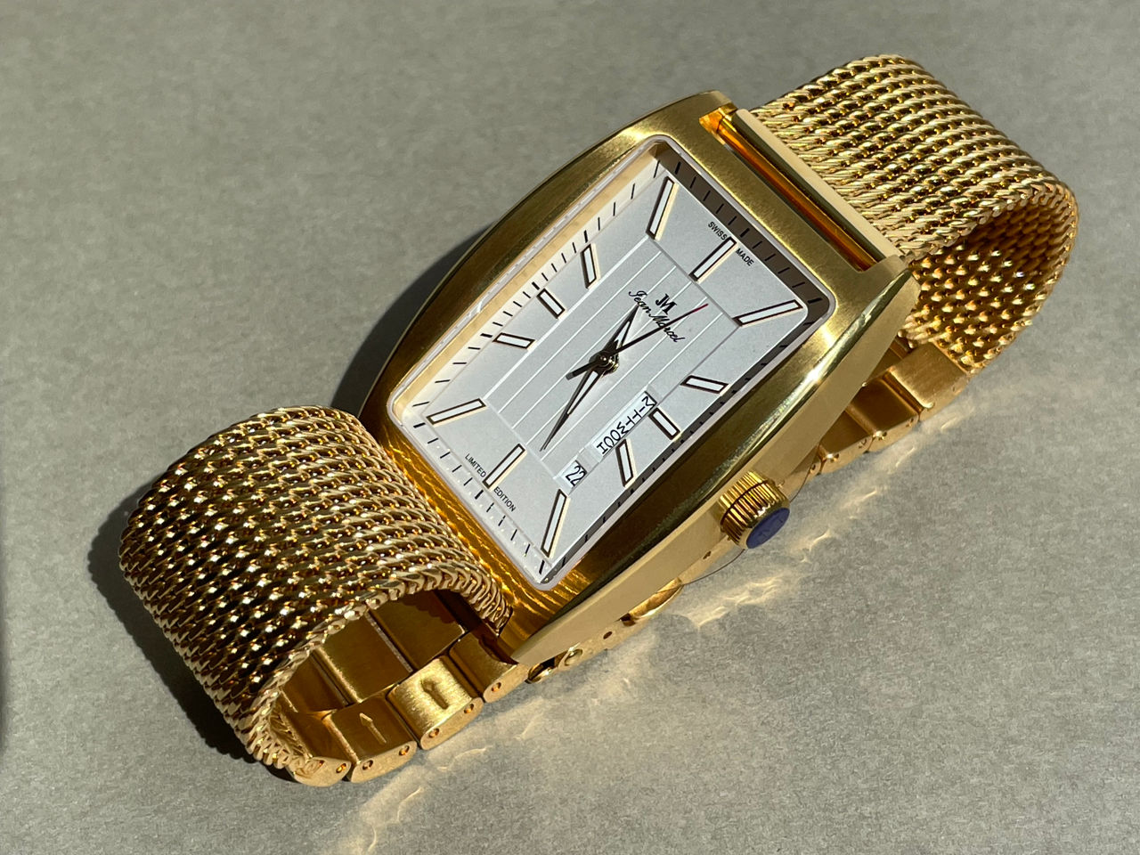 Original Swiss made Jean Marcel watch. фото 1