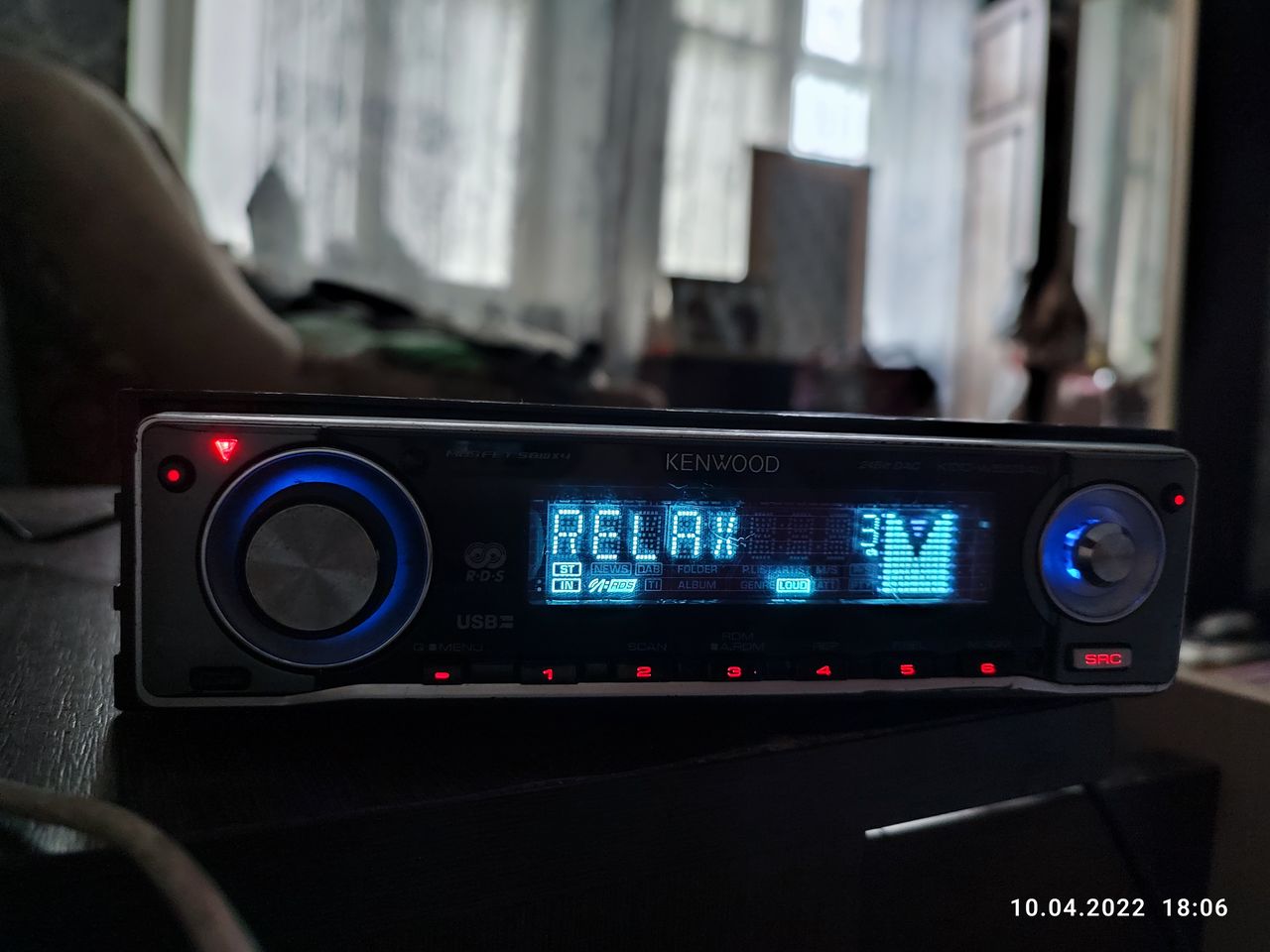 Автомагнитолы Kenwood , Jvs и Magna