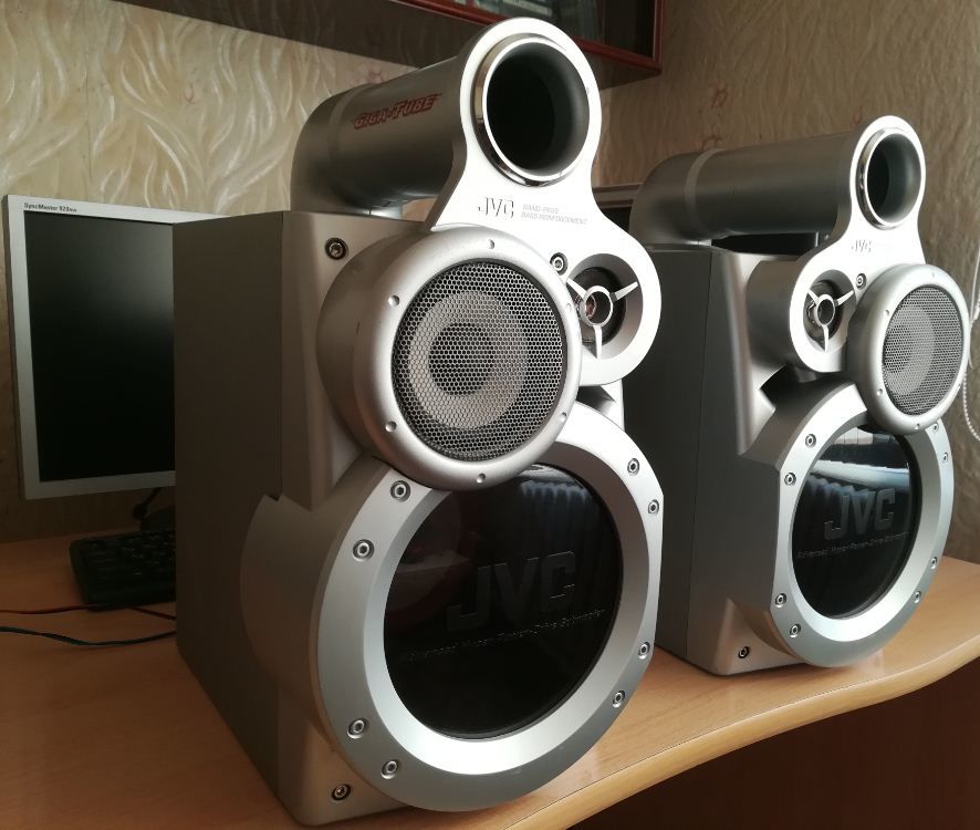 Мощные тяжелые акустические системы JVC SP-MXGT80 3-Way Bass Reflex ...