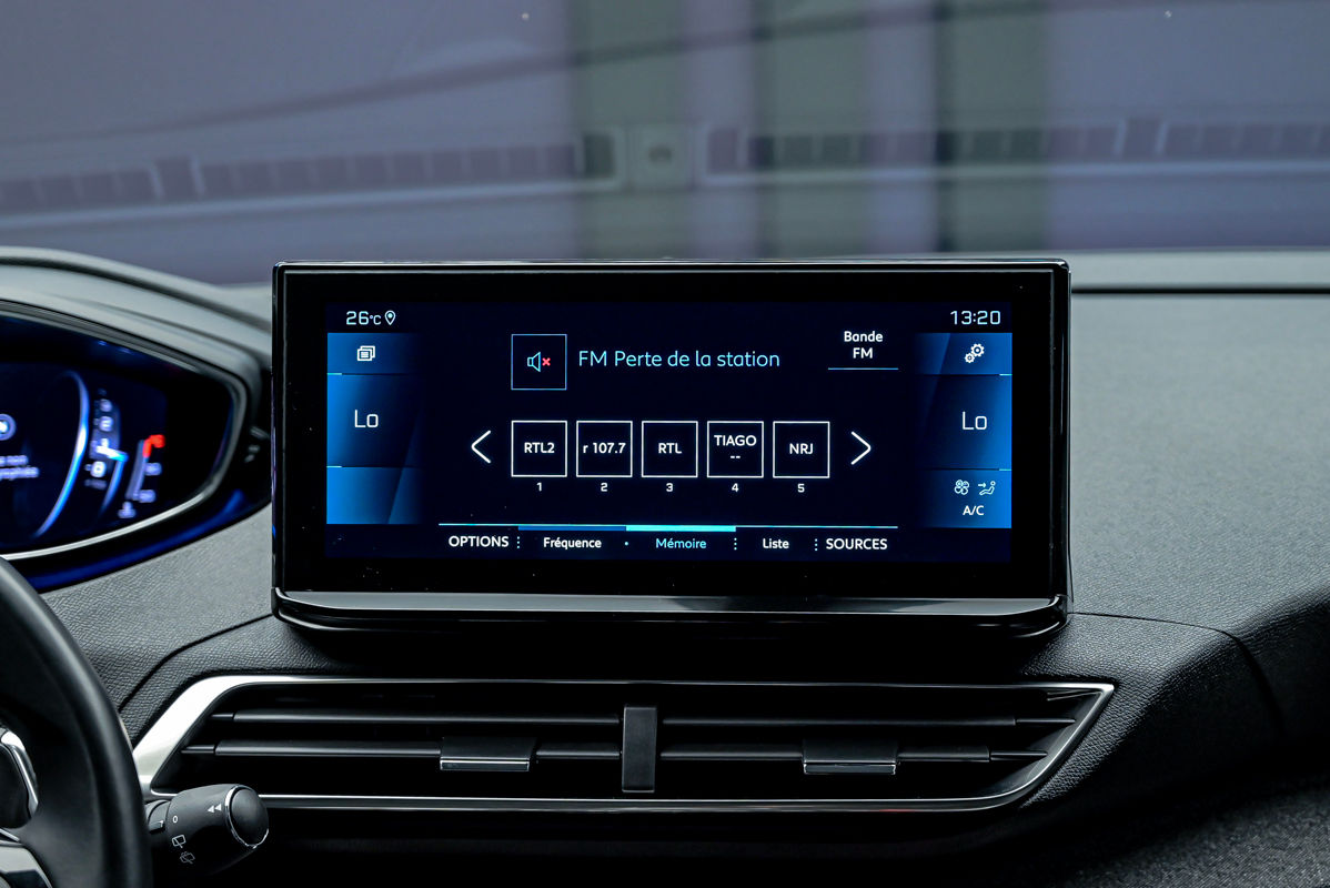 Peugeot 3008 фото 10