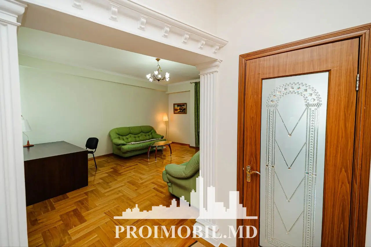 Apartament cu 2 camere, 90 m², Centru, Chișinău foto 3