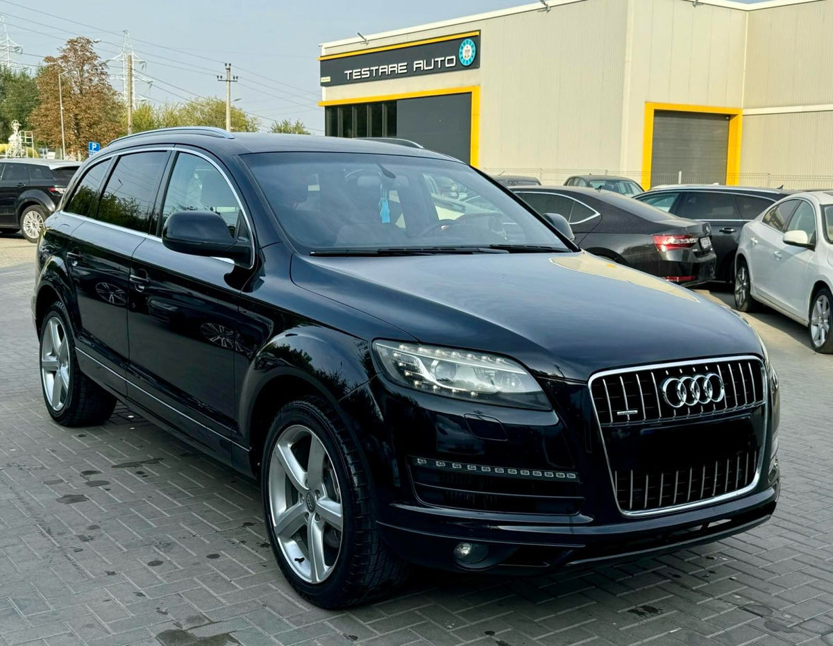 Audi Q7 foto 0
