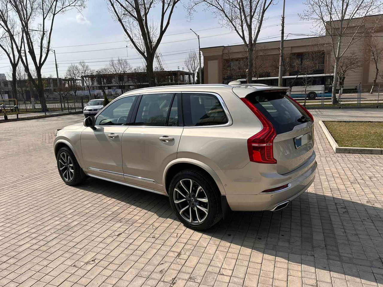 Volvo XC90 foto 4