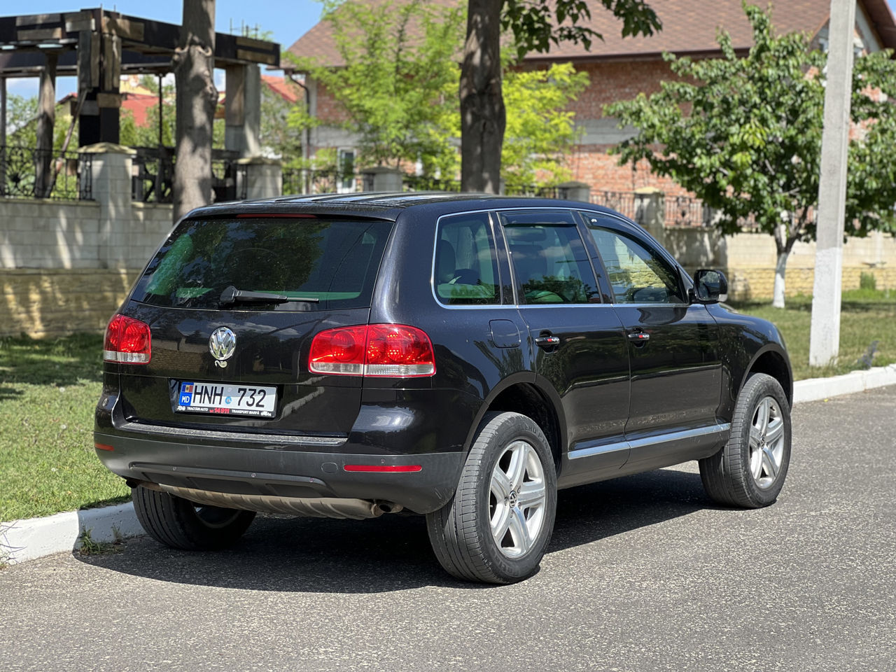 Volkswagen Touareg фото 5