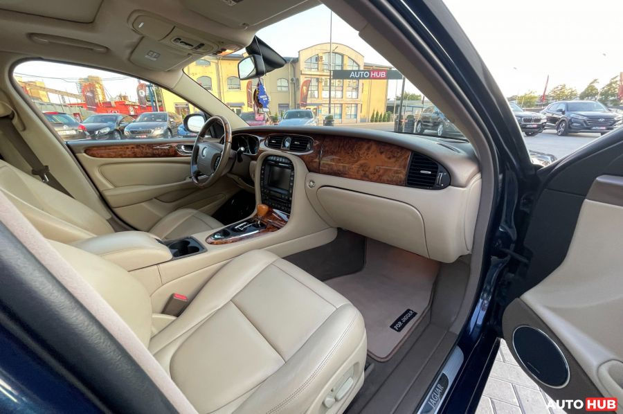 Jaguar XJ - Прокат // Rent // Chirie foto 6