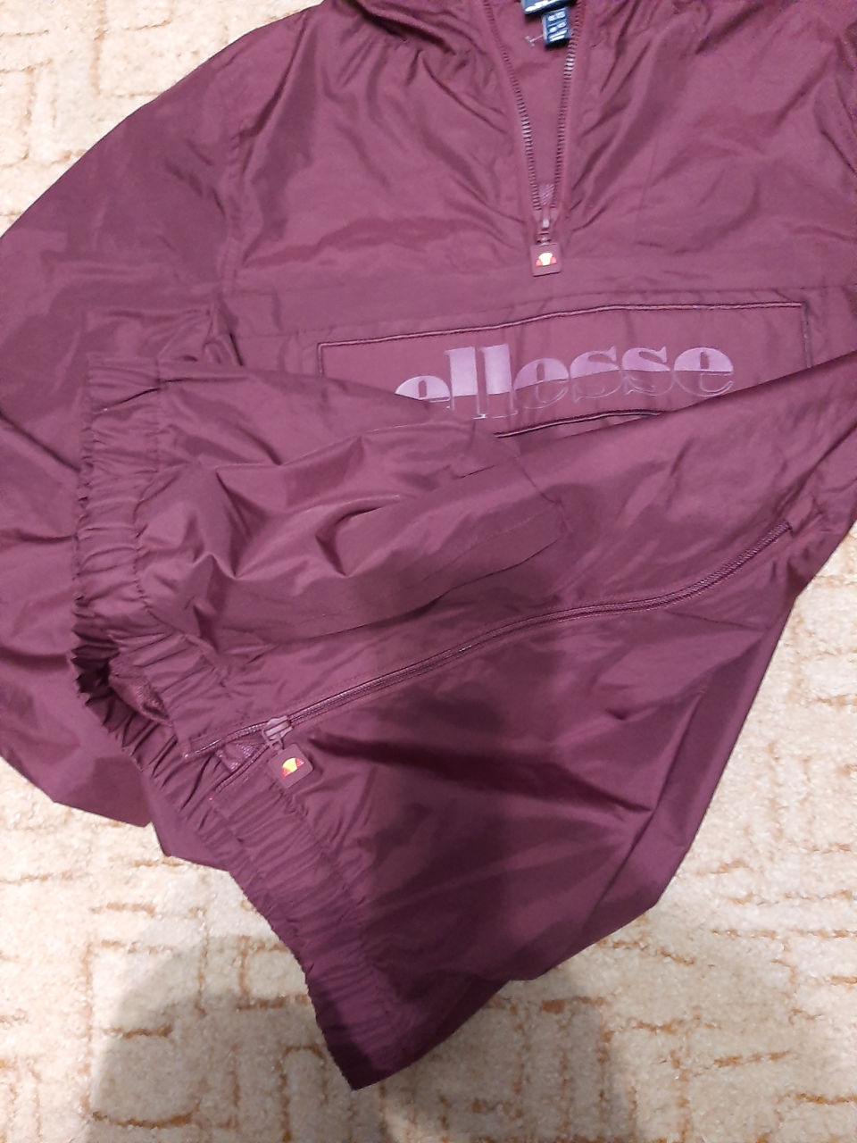 Фирменная ветровка Ellesse original, новая,размер XS