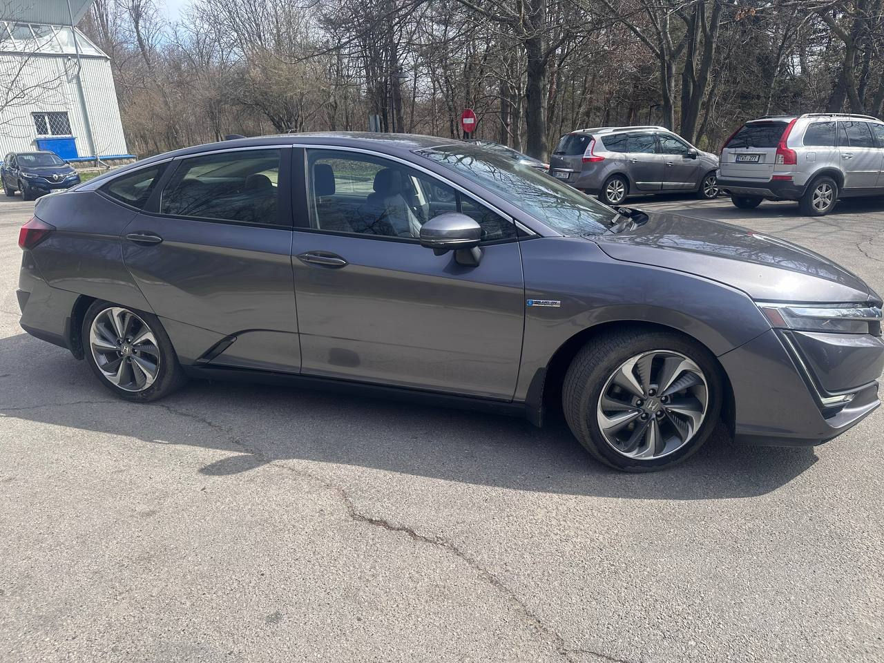 Honda Clarity фото 5