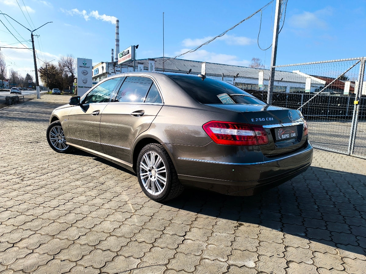 Mercedes E-Class foto 3