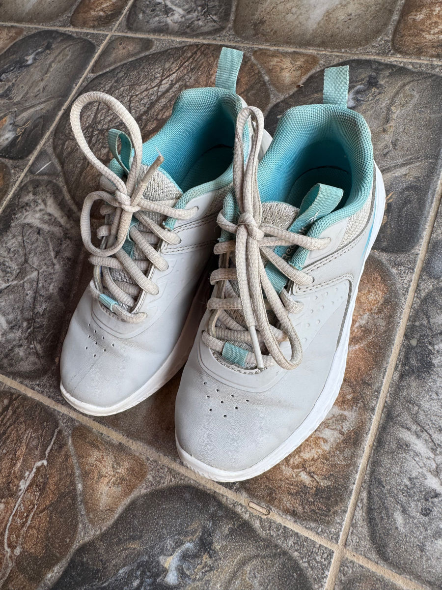 Ghete Reebok  foto 0