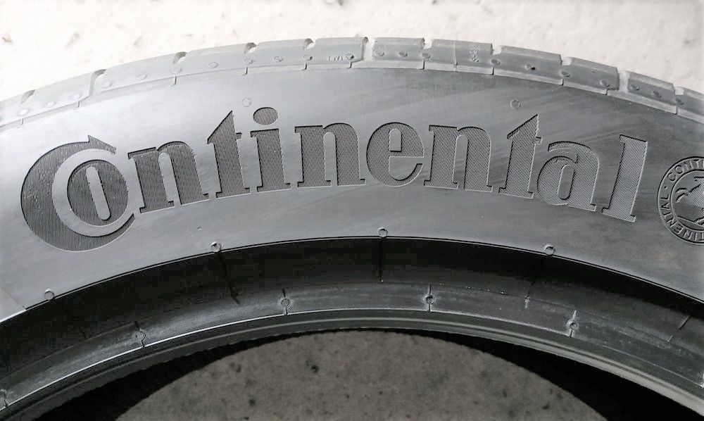 235 45 r18 Continental