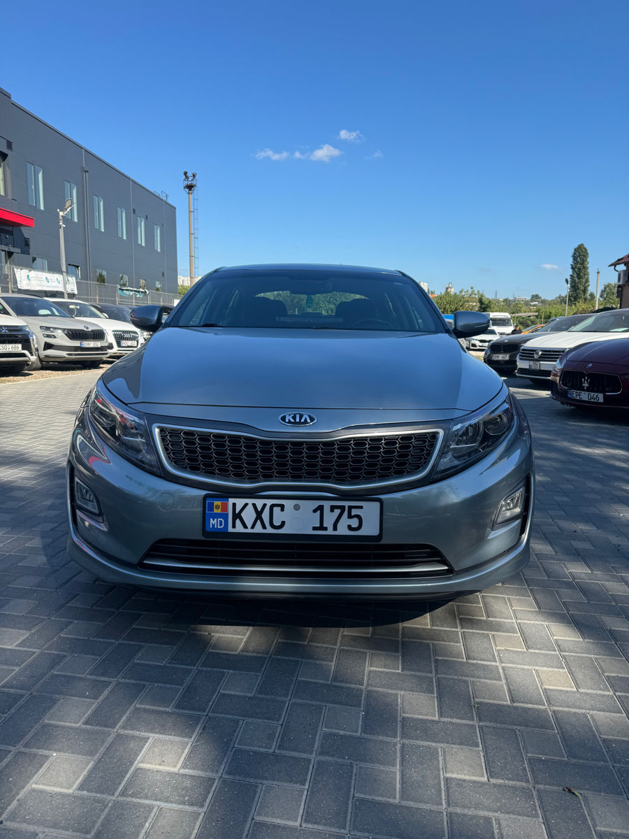 KIA Optima foto 0