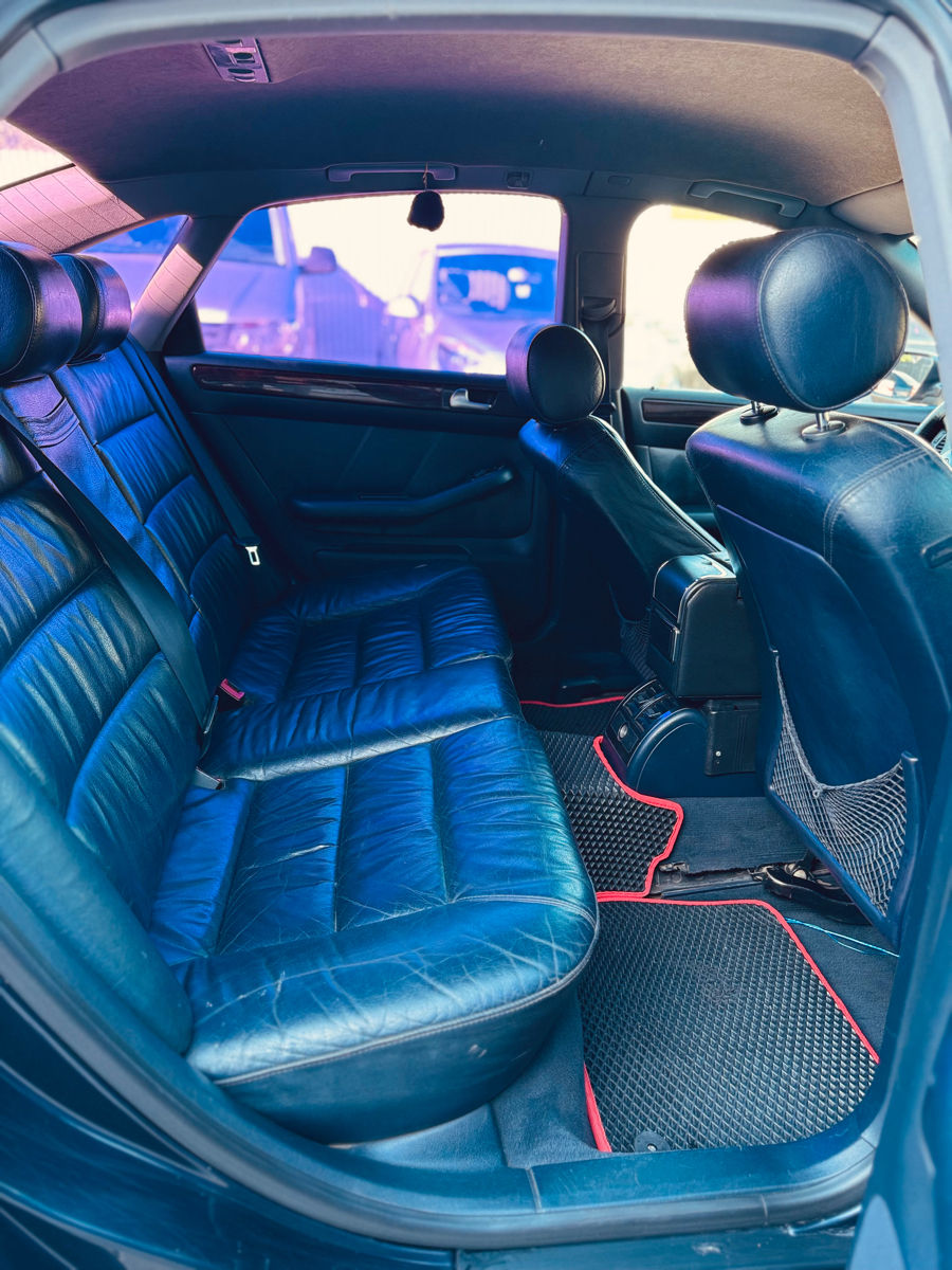 Audi A6 фото 9