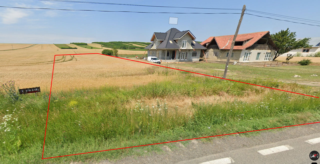 Pamant sub constructii la Vama Leuseni foto 0