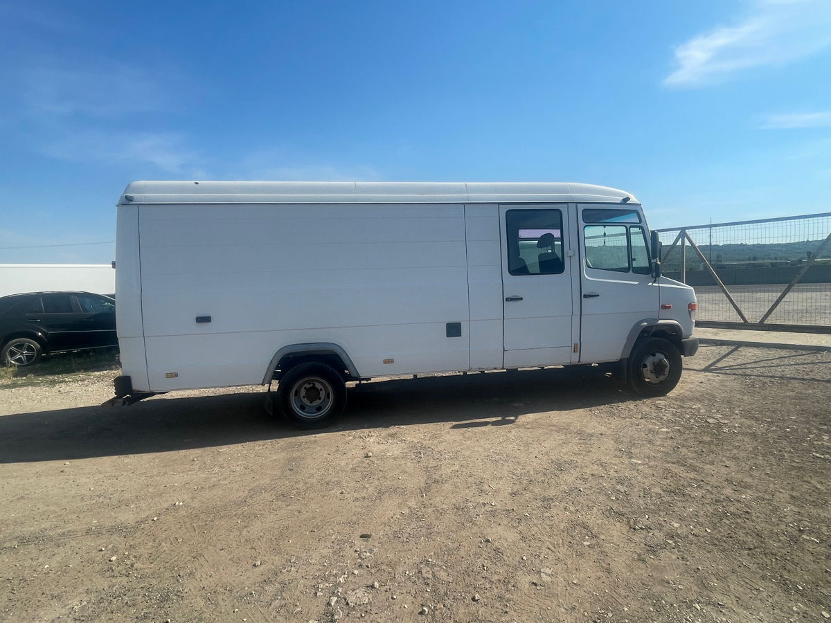 Mercedes Vario 814 foto 3